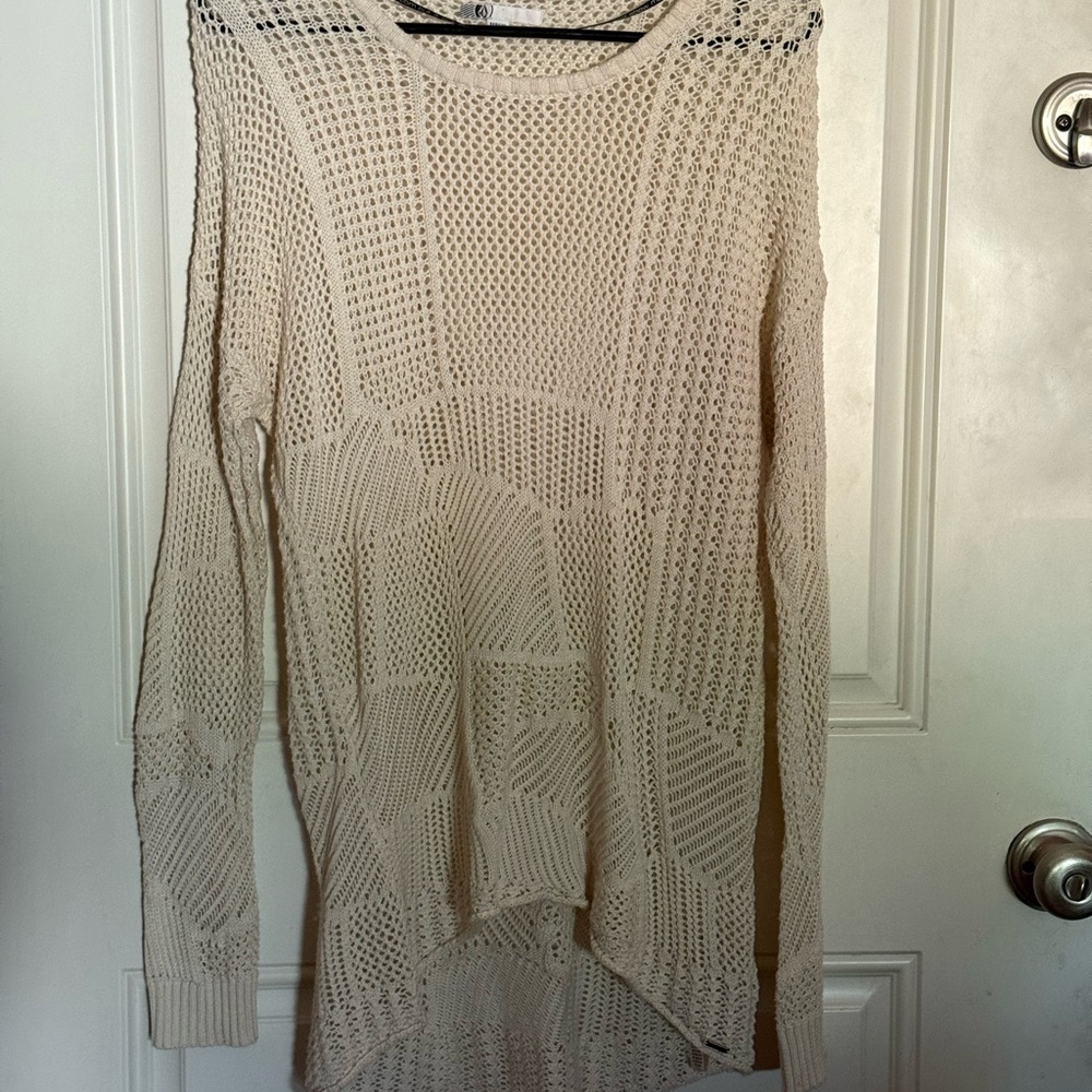Volcom Make You Mine Ivory Crew Neck Sweater with Textured Knit size M EUC